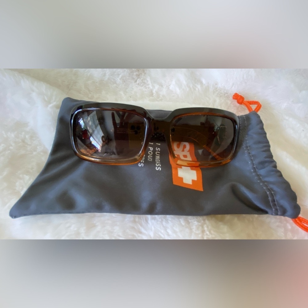 SPY TWIGGY SUNGLASSES